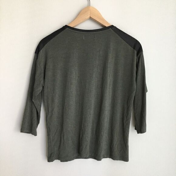 5/$15‎ Zara trafaluc colorblock crewneck 3/4 sleeve - Picture 3 of 3